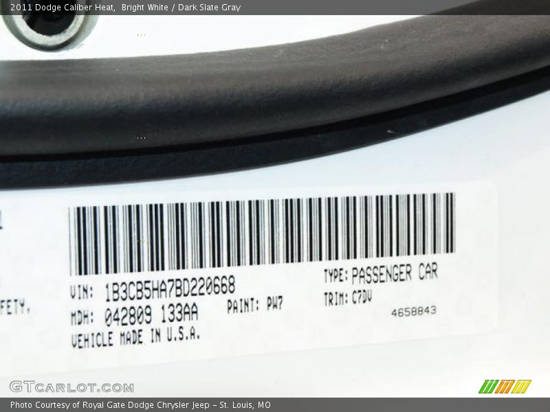 Bright White / Dark Slate Gray 2011 Dodge Caliber Heat