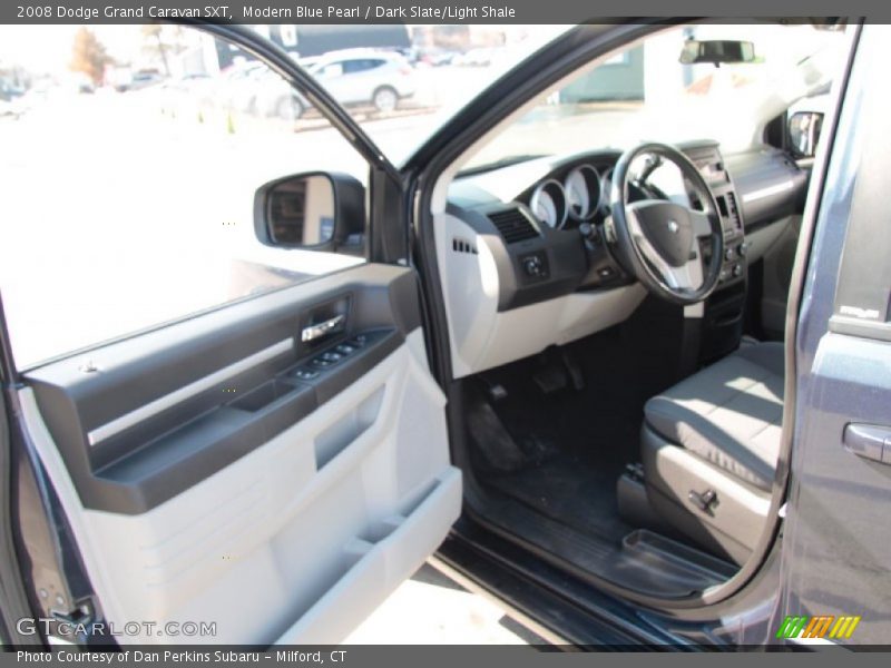 Modern Blue Pearl / Dark Slate/Light Shale 2008 Dodge Grand Caravan SXT