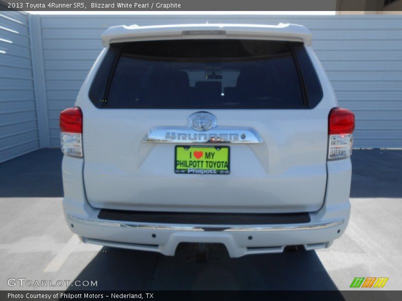 Blizzard White Pearl / Graphite 2013 Toyota 4Runner SR5