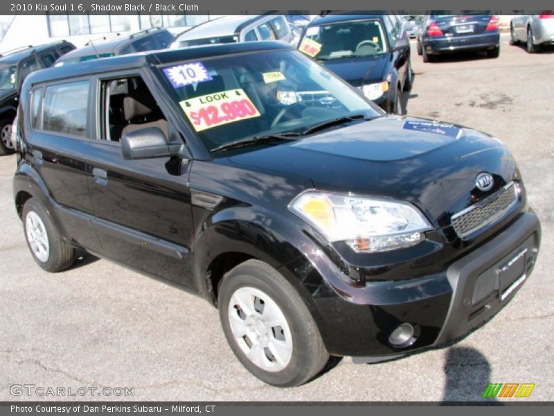 Shadow Black / Black Cloth 2010 Kia Soul 1.6