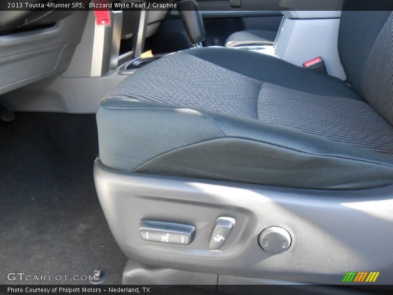 Blizzard White Pearl / Graphite 2013 Toyota 4Runner SR5