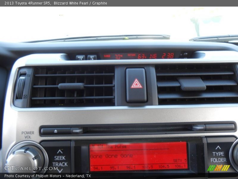 Blizzard White Pearl / Graphite 2013 Toyota 4Runner SR5