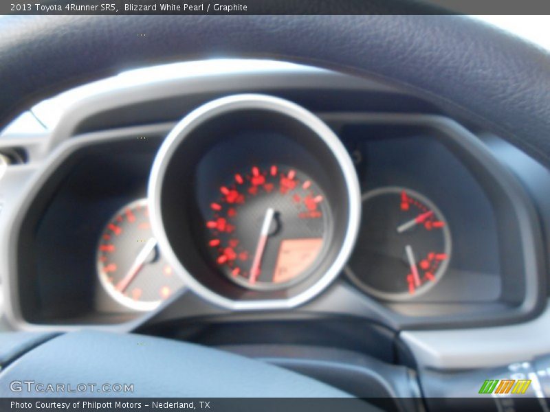 Blizzard White Pearl / Graphite 2013 Toyota 4Runner SR5