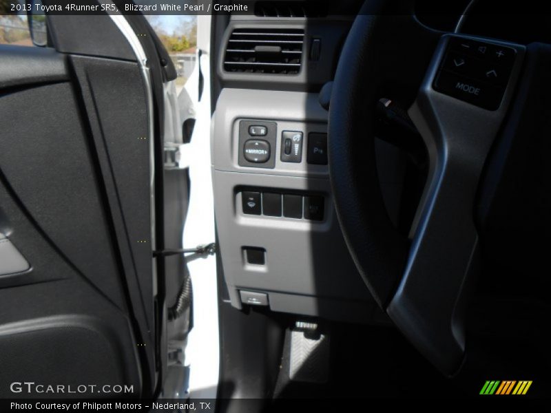 Blizzard White Pearl / Graphite 2013 Toyota 4Runner SR5