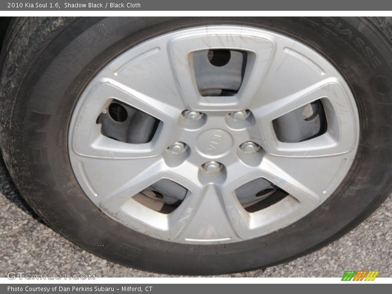 Shadow Black / Black Cloth 2010 Kia Soul 1.6