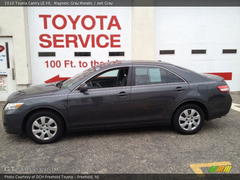 Magnetic Gray Metallic / Ash Gray 2010 Toyota Camry LE V6