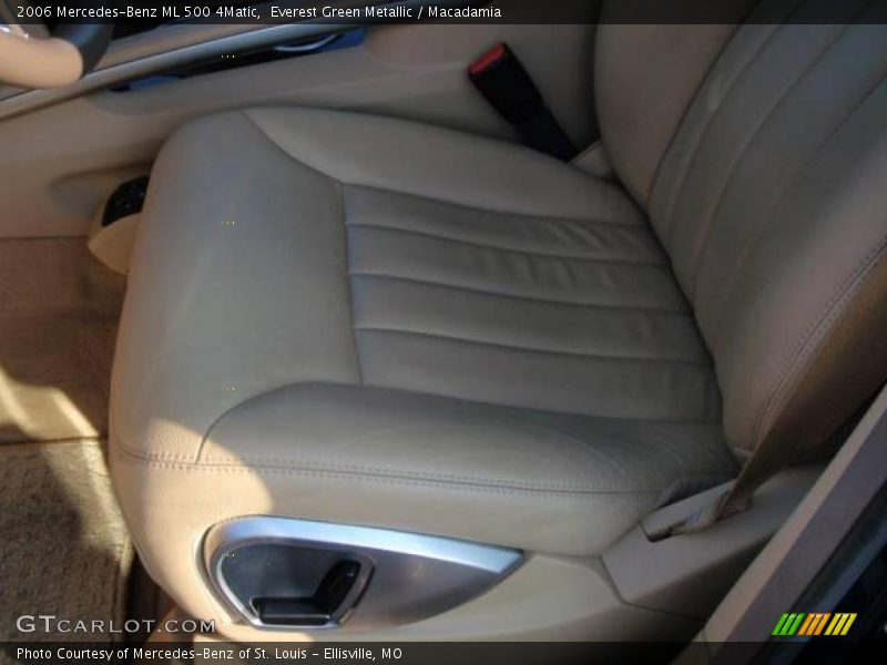 Everest Green Metallic / Macadamia 2006 Mercedes-Benz ML 500 4Matic