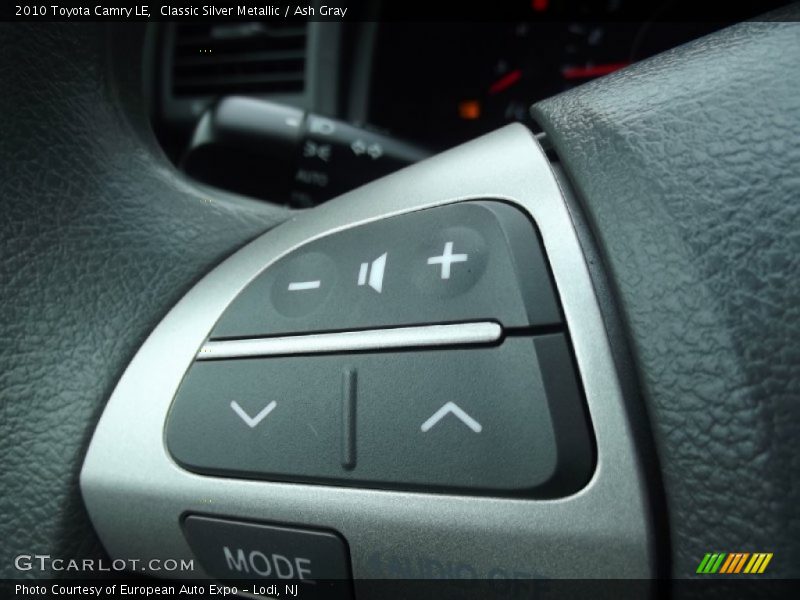 Controls of 2010 Camry LE