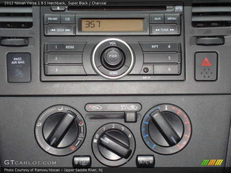 Super Black / Charcoal 2012 Nissan Versa 1.8 S Hatchback