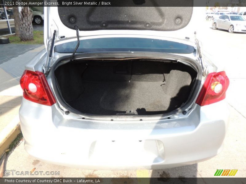 Bright Silver Metallic / Black 2011 Dodge Avenger Express