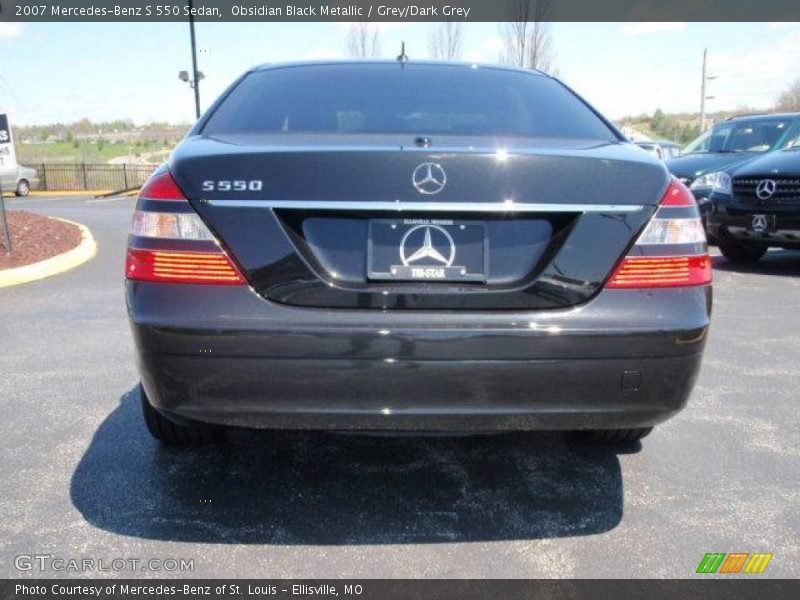 Obsidian Black Metallic / Grey/Dark Grey 2007 Mercedes-Benz S 550 Sedan