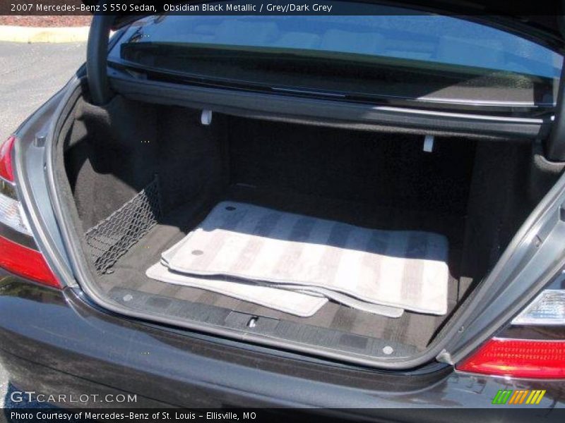 Obsidian Black Metallic / Grey/Dark Grey 2007 Mercedes-Benz S 550 Sedan