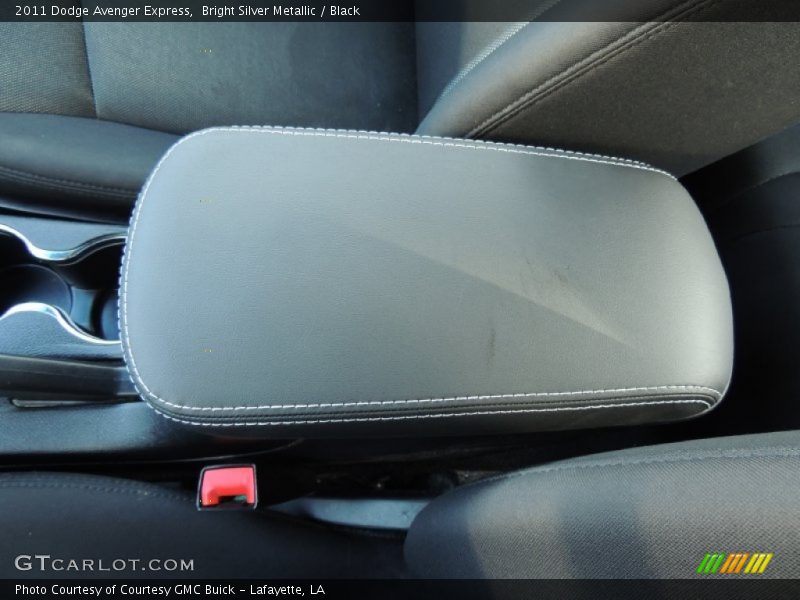 Bright Silver Metallic / Black 2011 Dodge Avenger Express