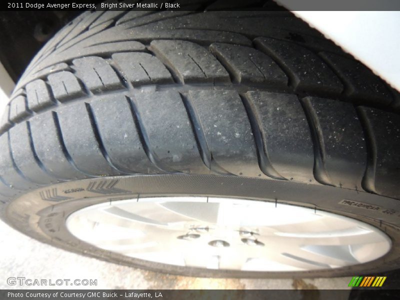 Bright Silver Metallic / Black 2011 Dodge Avenger Express