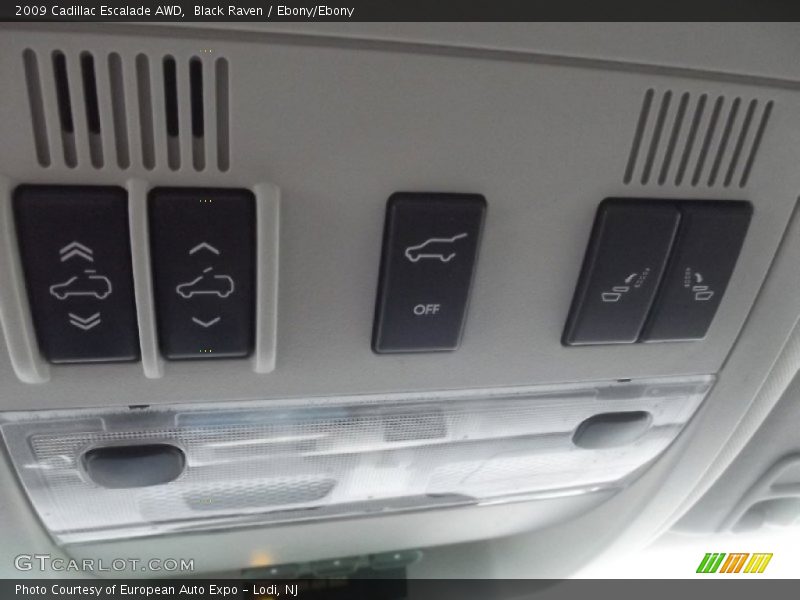 Black Raven / Ebony/Ebony 2009 Cadillac Escalade AWD