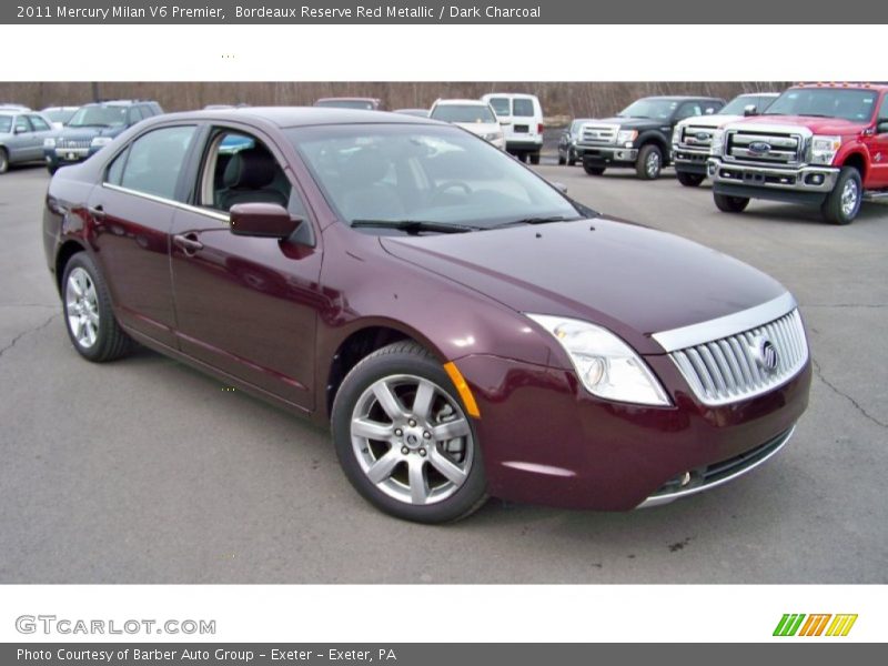 Front 3/4 View of 2011 Milan V6 Premier