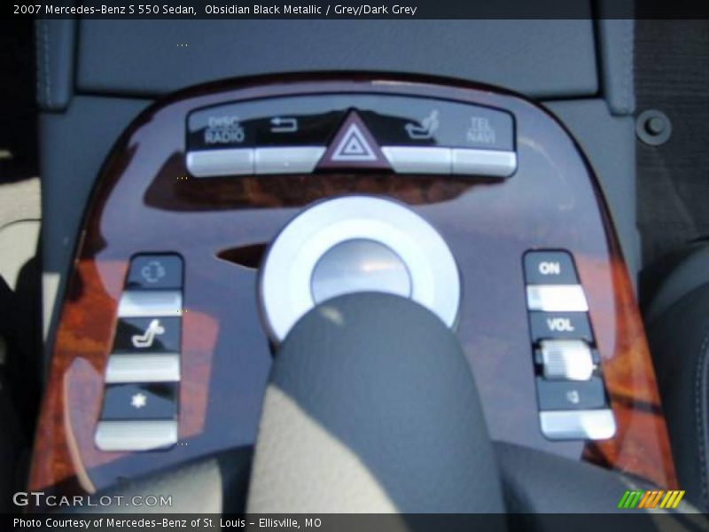 Obsidian Black Metallic / Grey/Dark Grey 2007 Mercedes-Benz S 550 Sedan
