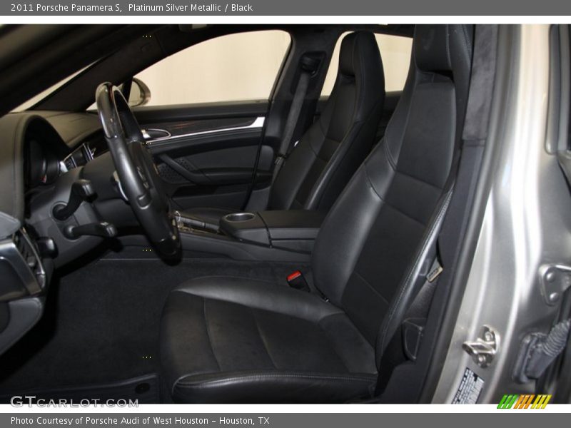 Front Seat of 2011 Panamera S