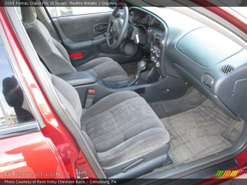  2003 Grand Prix SE Sedan Graphite Interior