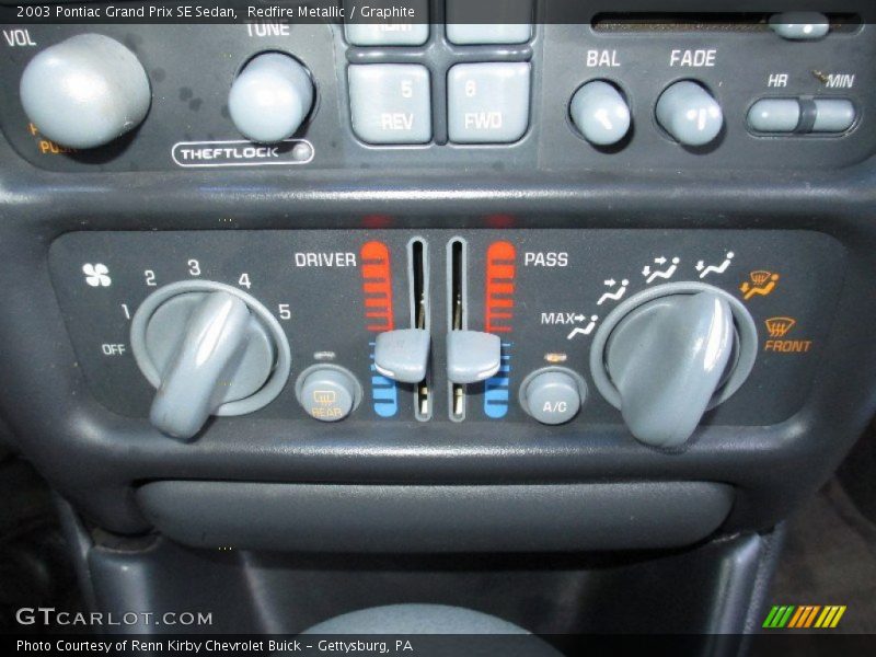 Controls of 2003 Grand Prix SE Sedan