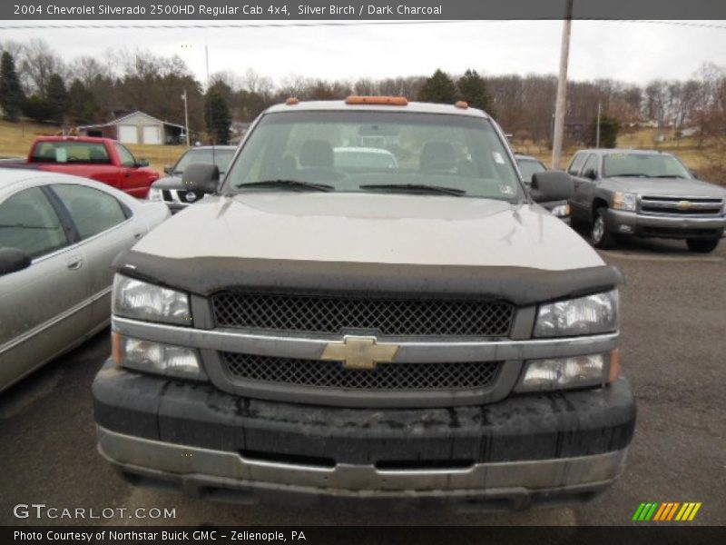 Silver Birch / Dark Charcoal 2004 Chevrolet Silverado 2500HD Regular Cab 4x4