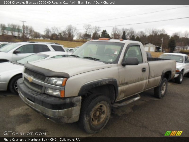Silver Birch / Dark Charcoal 2004 Chevrolet Silverado 2500HD Regular Cab 4x4