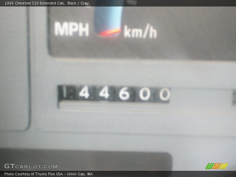 Black / Gray 1993 Chevrolet S10 Extended Cab