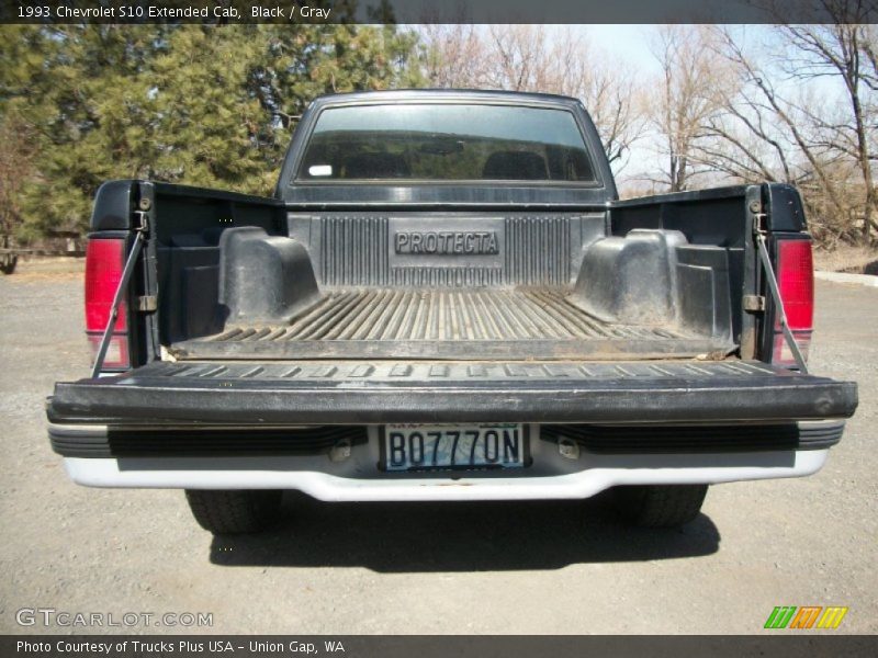 Black / Gray 1993 Chevrolet S10 Extended Cab