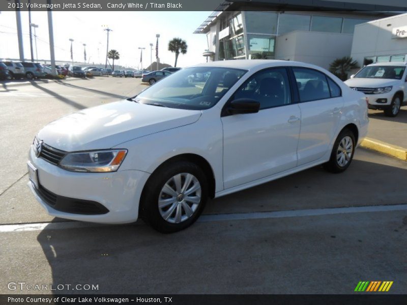Candy White / Titan Black 2013 Volkswagen Jetta S Sedan