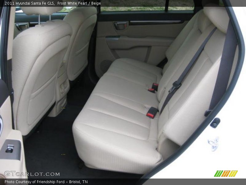 Frost White Pearl / Beige 2011 Hyundai Santa Fe GLS