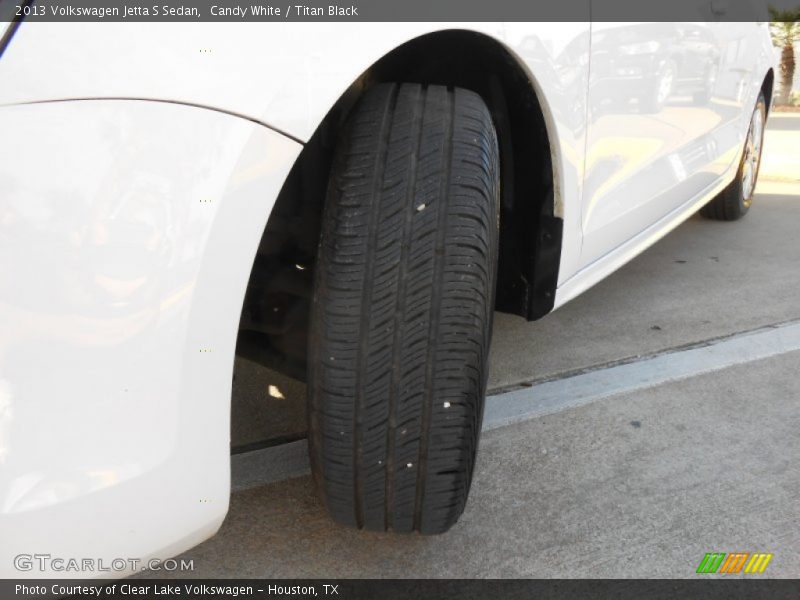 Candy White / Titan Black 2013 Volkswagen Jetta S Sedan