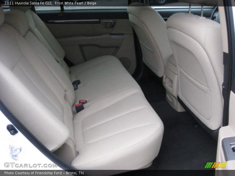 Frost White Pearl / Beige 2011 Hyundai Santa Fe GLS