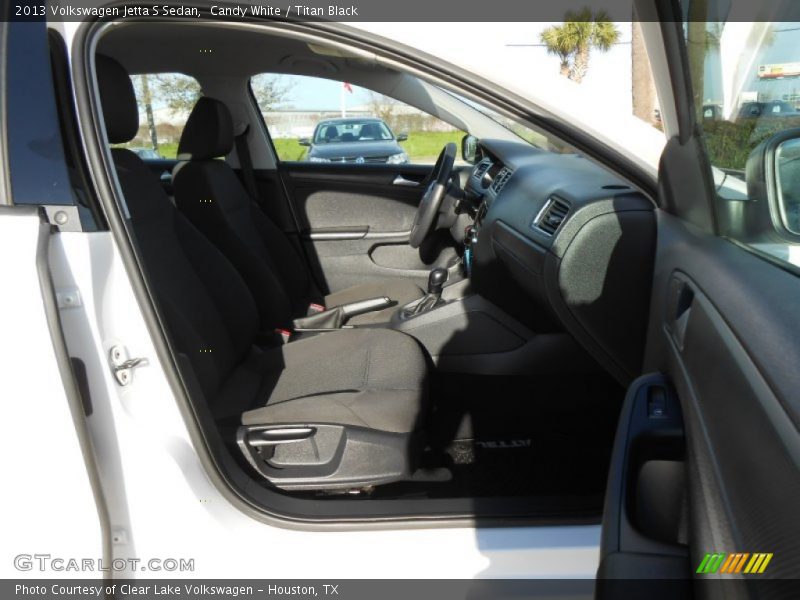 Candy White / Titan Black 2013 Volkswagen Jetta S Sedan