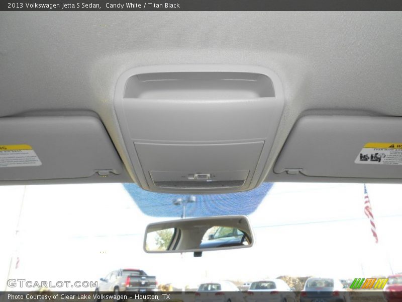 Candy White / Titan Black 2013 Volkswagen Jetta S Sedan