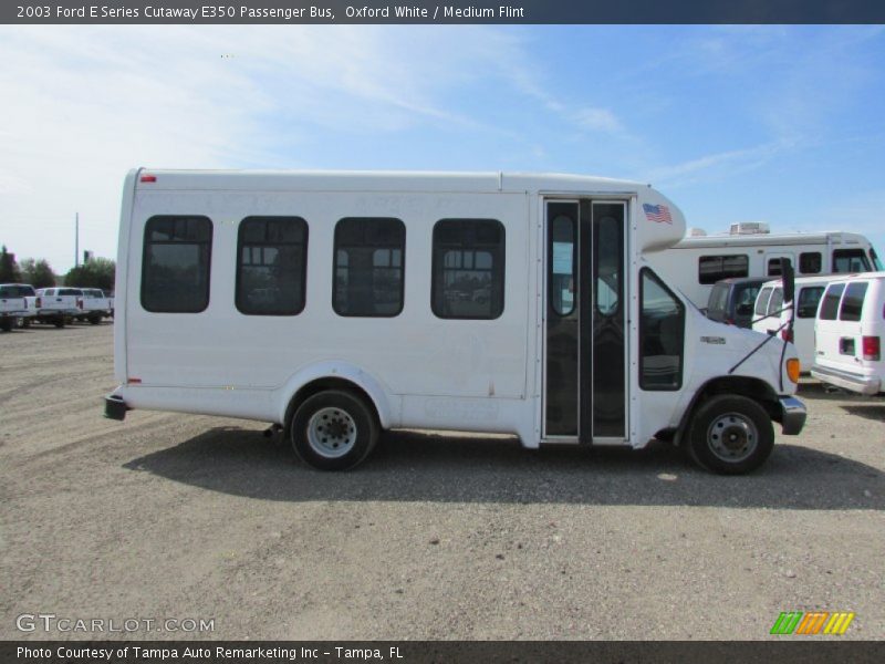Oxford White / Medium Flint 2003 Ford E Series Cutaway E350 Passenger Bus