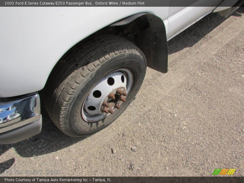 Oxford White / Medium Flint 2003 Ford E Series Cutaway E350 Passenger Bus