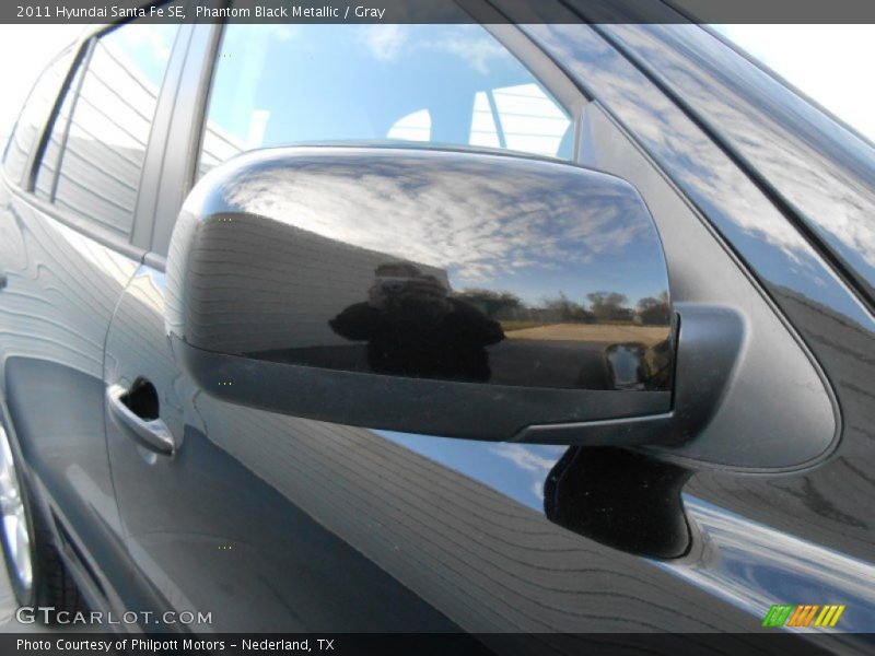 Phantom Black Metallic / Gray 2011 Hyundai Santa Fe SE