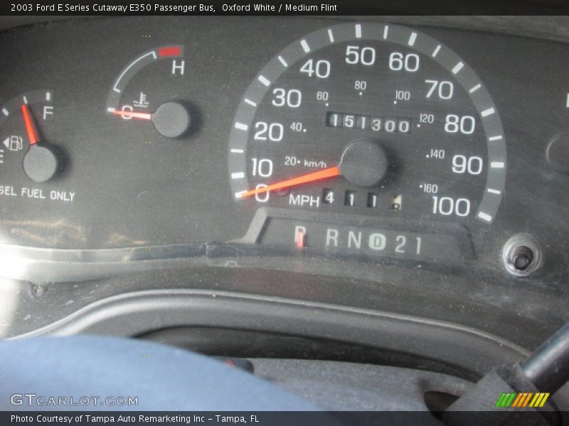 Oxford White / Medium Flint 2003 Ford E Series Cutaway E350 Passenger Bus