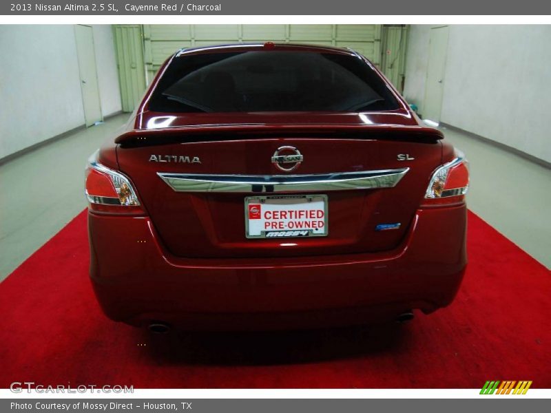 Cayenne Red / Charcoal 2013 Nissan Altima 2.5 SL