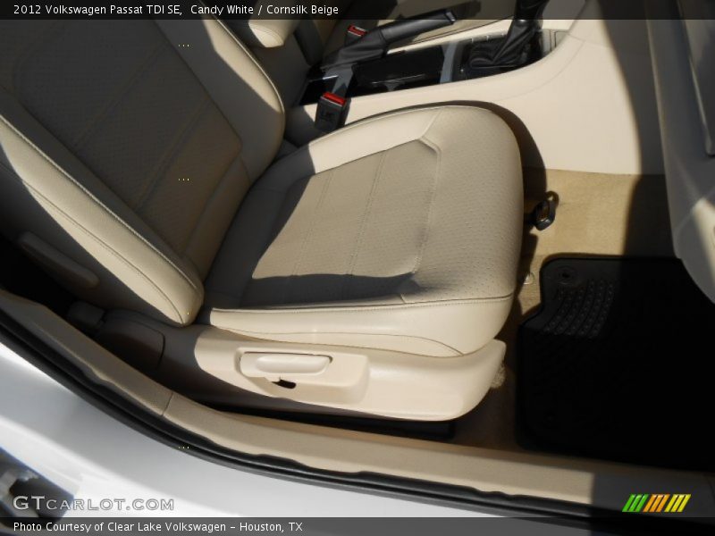 Candy White / Cornsilk Beige 2012 Volkswagen Passat TDI SE