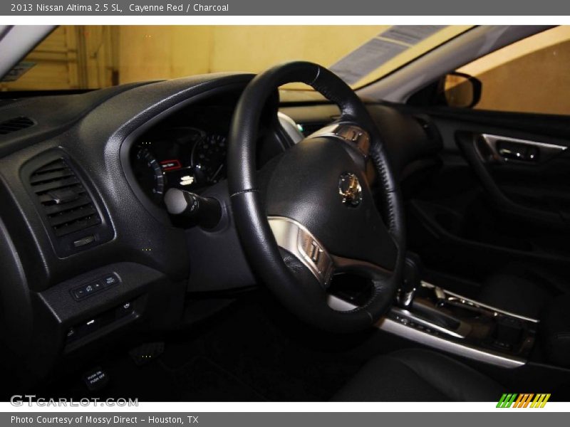 Cayenne Red / Charcoal 2013 Nissan Altima 2.5 SL