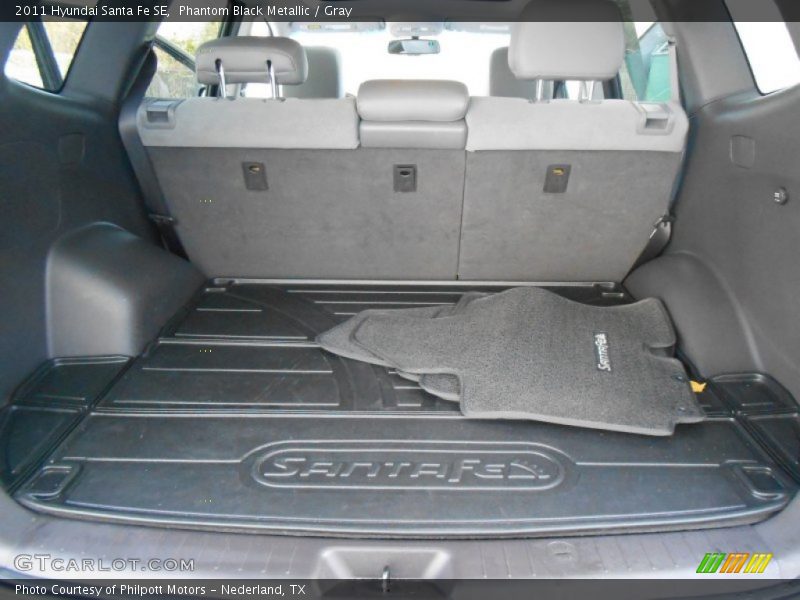 Phantom Black Metallic / Gray 2011 Hyundai Santa Fe SE