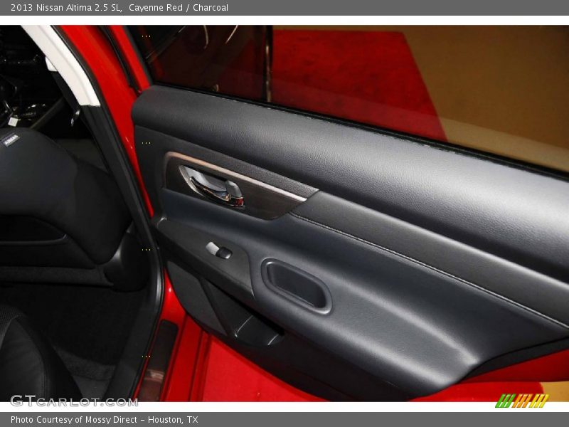 Cayenne Red / Charcoal 2013 Nissan Altima 2.5 SL
