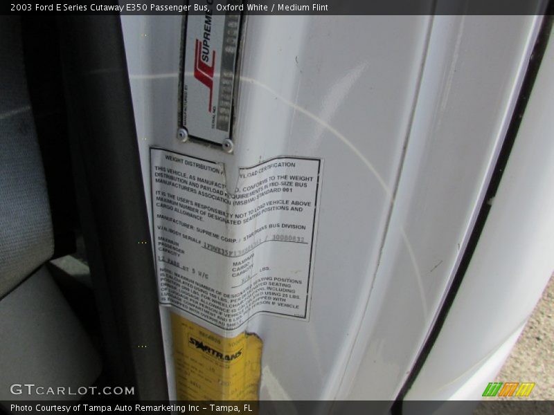 Oxford White / Medium Flint 2003 Ford E Series Cutaway E350 Passenger Bus