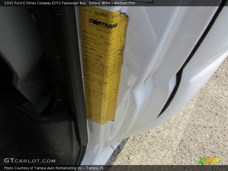 Oxford White / Medium Flint 2003 Ford E Series Cutaway E350 Passenger Bus