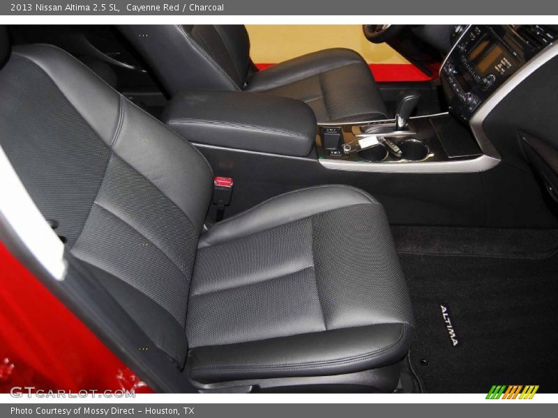 Cayenne Red / Charcoal 2013 Nissan Altima 2.5 SL
