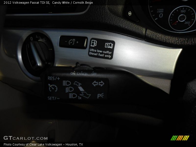 Candy White / Cornsilk Beige 2012 Volkswagen Passat TDI SE
