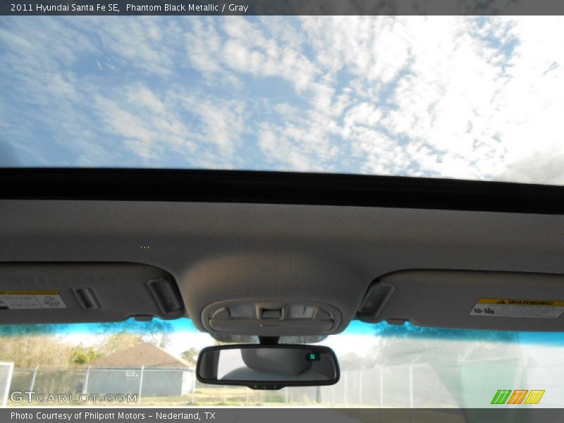 Phantom Black Metallic / Gray 2011 Hyundai Santa Fe SE