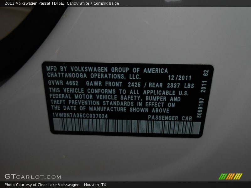 Candy White / Cornsilk Beige 2012 Volkswagen Passat TDI SE
