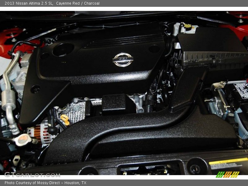 Cayenne Red / Charcoal 2013 Nissan Altima 2.5 SL